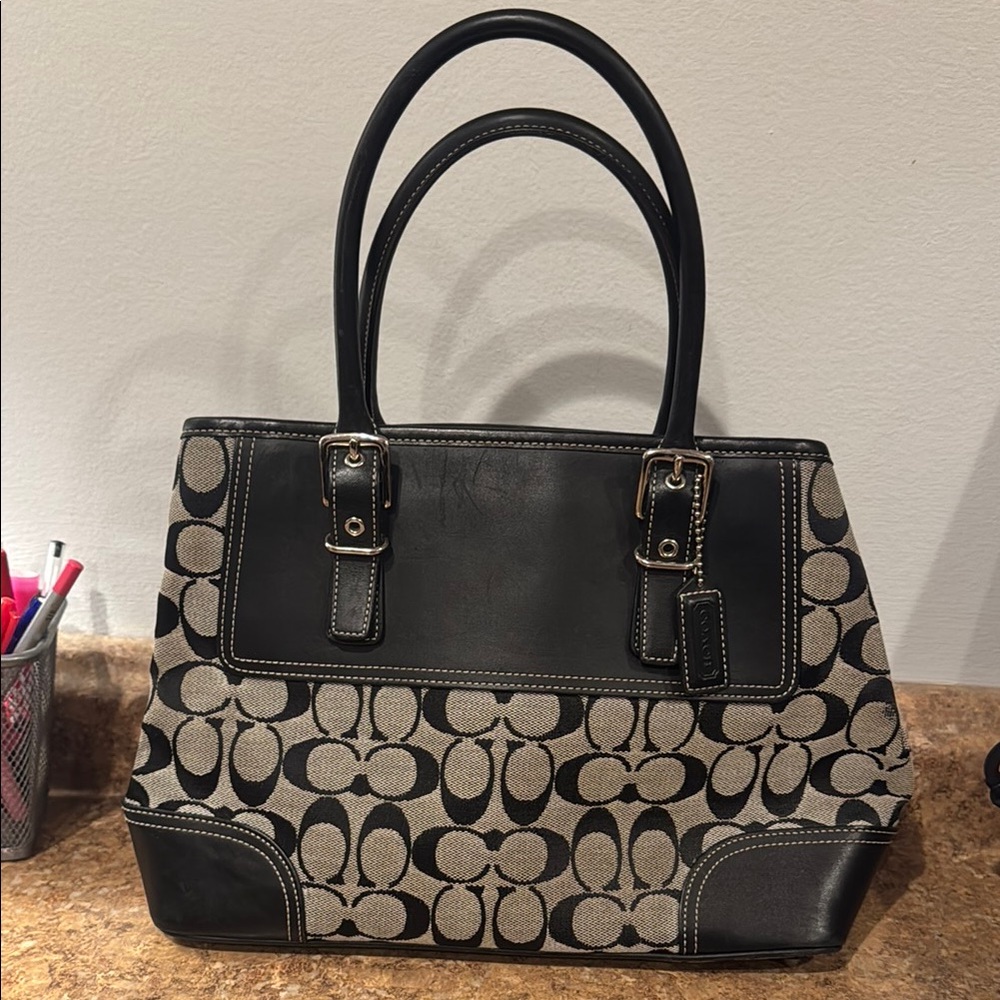 Coach vintage purse ( matching wallet listed aswell)